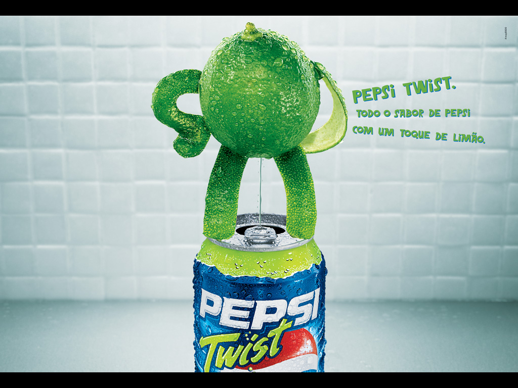 Limão urinando em lata de Pepsi Twist